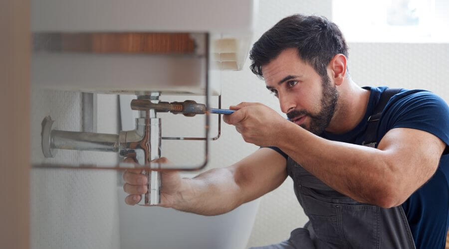 Professional water heater installation services in Johnson, KS